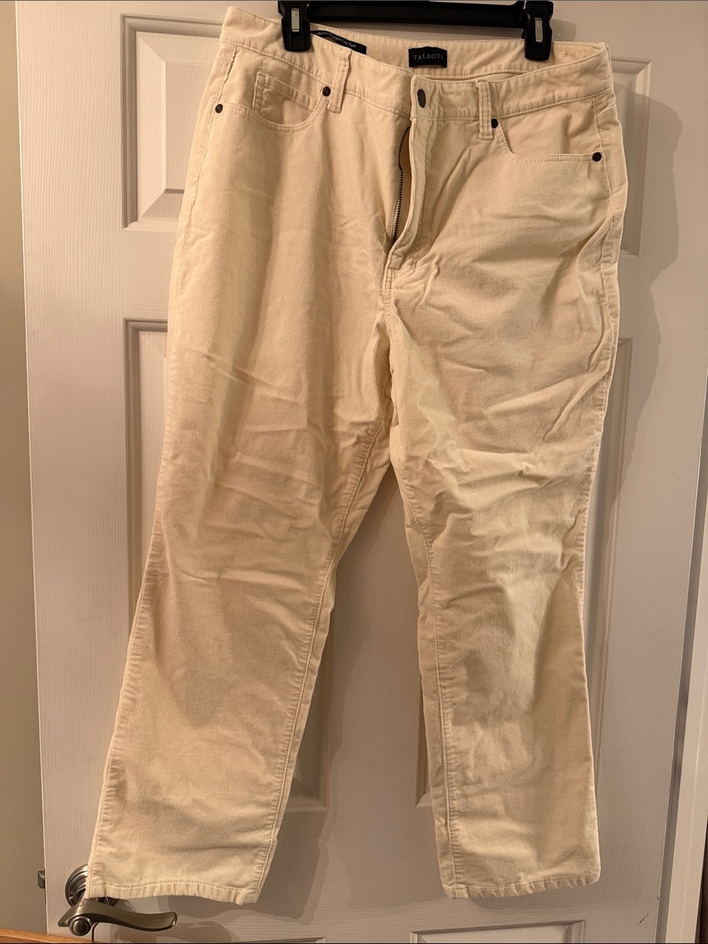Size 16P Talbots  crème straight leg corduroy pant